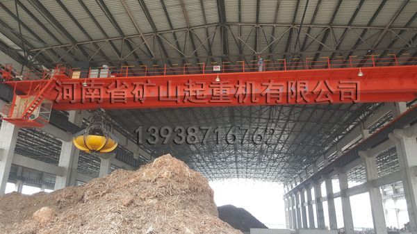 新型生物發電抓斗起重機