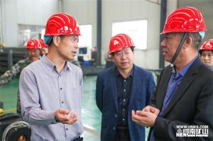 長垣縣代縣長秦保建一行蒞臨我公司調研指導工作
